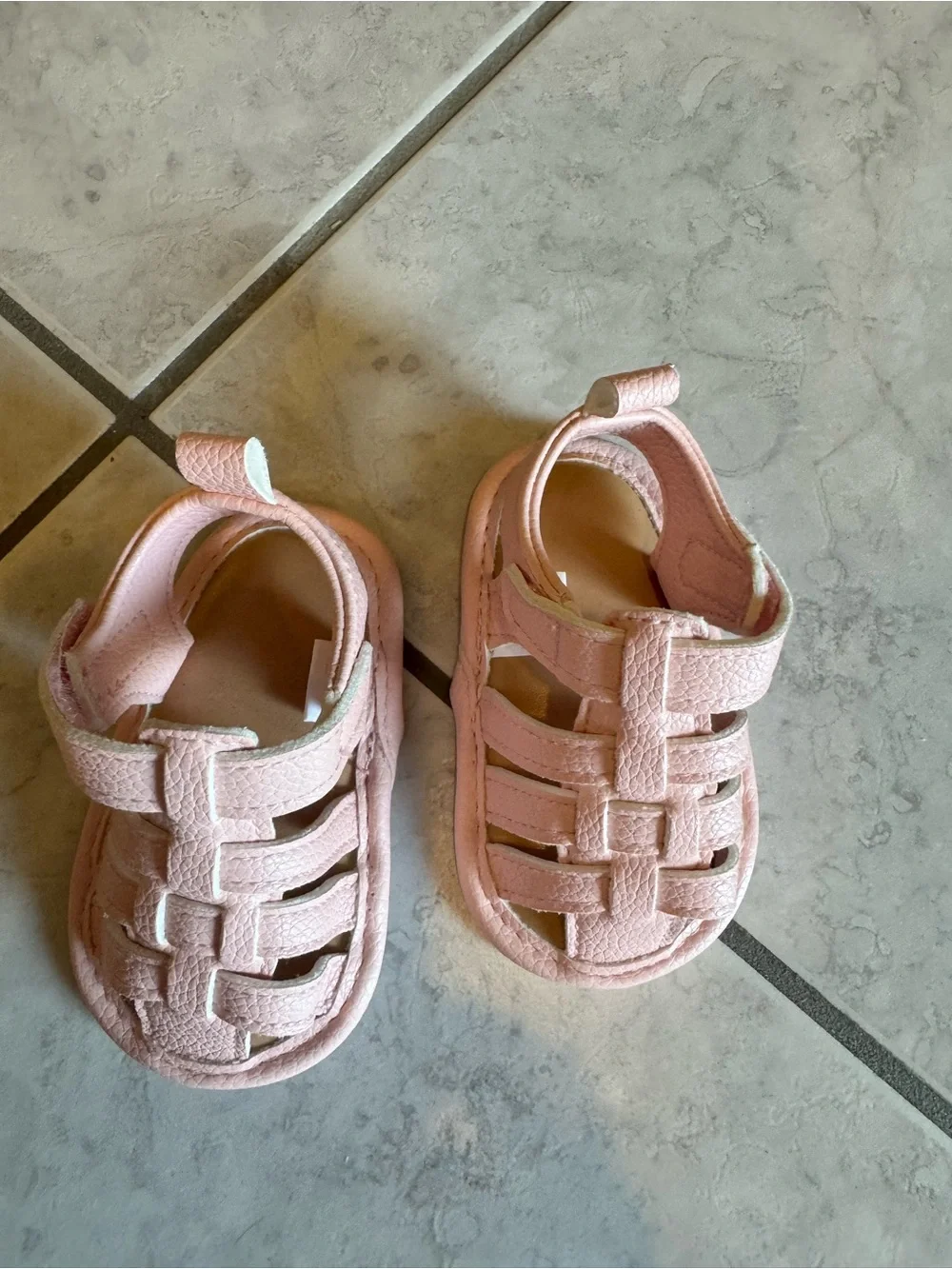Source Unknown Pink Leather Baby Fisherman Sandals
